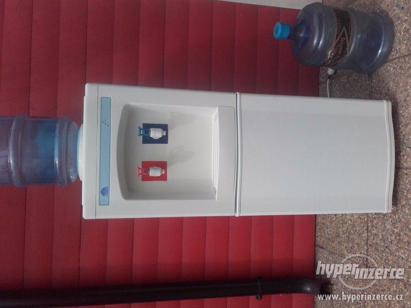úpravna pitné vody s chladničkou - foto 1