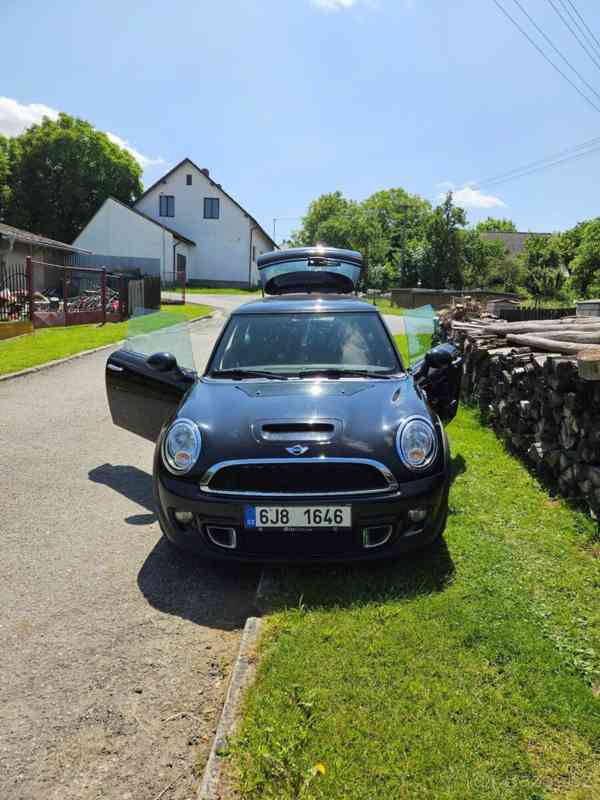 Mini Cooper S 135kW R56 po faceliftu - foto 12