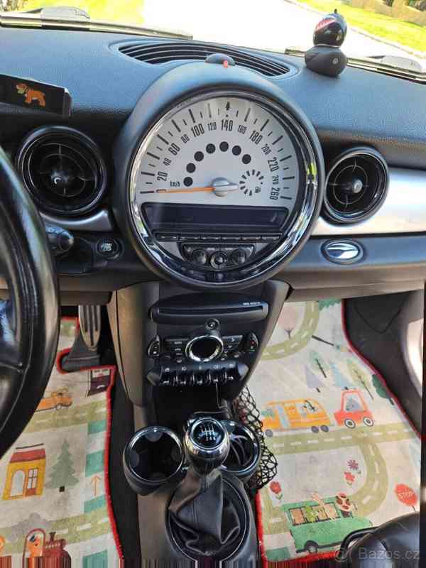 Mini Cooper S 135kW R56 po faceliftu - foto 15