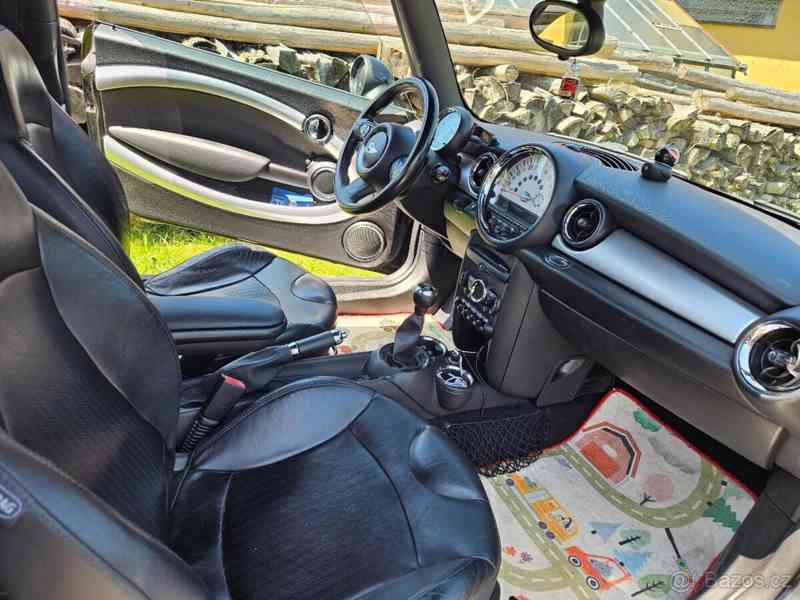 Mini Cooper S 135kW R56 po faceliftu - foto 11