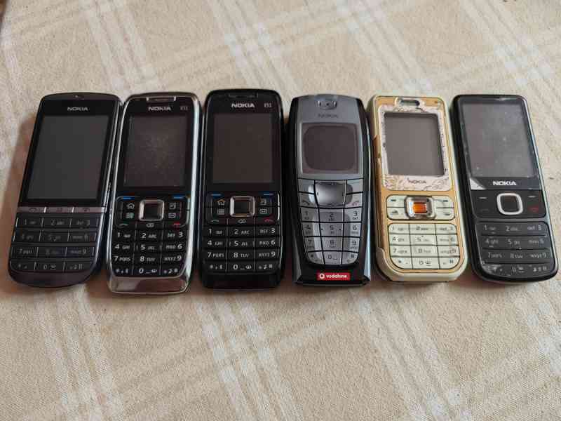 Mobilní telefony NOKIA - funkční za Kč 150,- za kus - foto 4