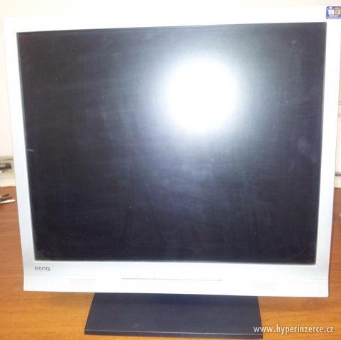 17" LCD Displej BenQ T721 - foto 1