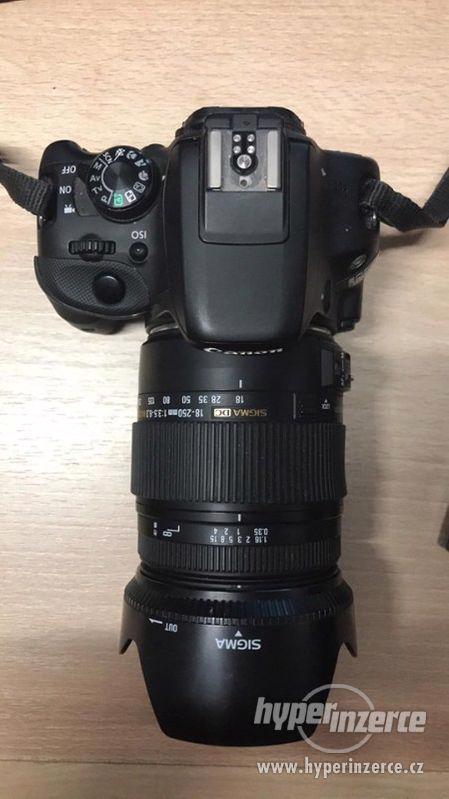 Canon EOS 100D + set objektivů - foto 2