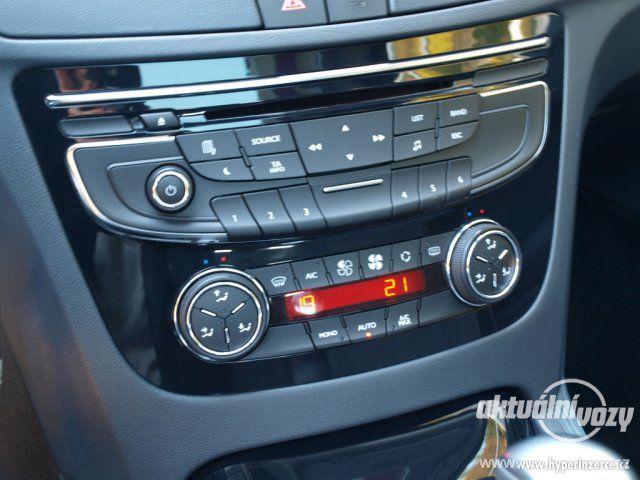Peugeot 508 2.0, nafta, automat, vyrobeno 2012, navigace - foto 4