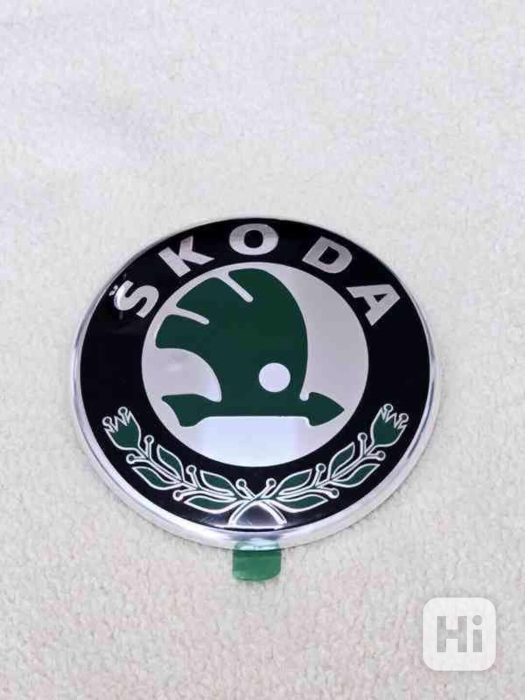 NOVÝ ORIGINÁL Znak Škoda Roomster zadní 1U0853621C 80 mm - foto 1