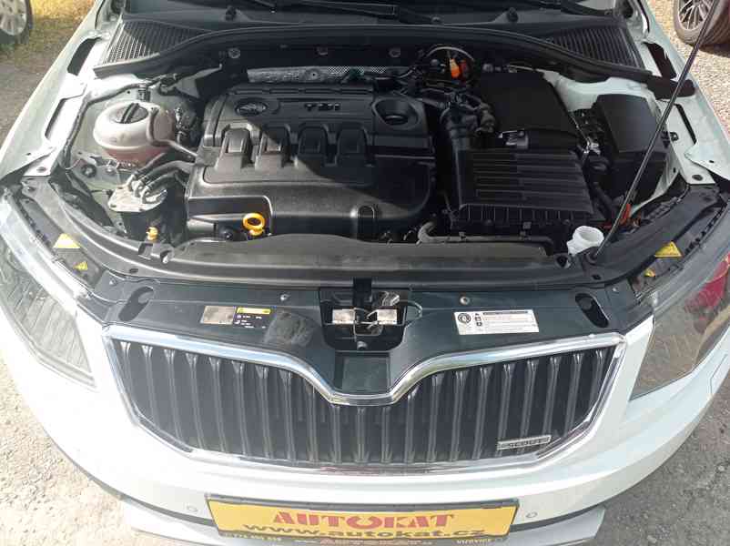 Škoda Octavia Scout 2.0 TDI 135kW/4x4/Tažné - foto 9