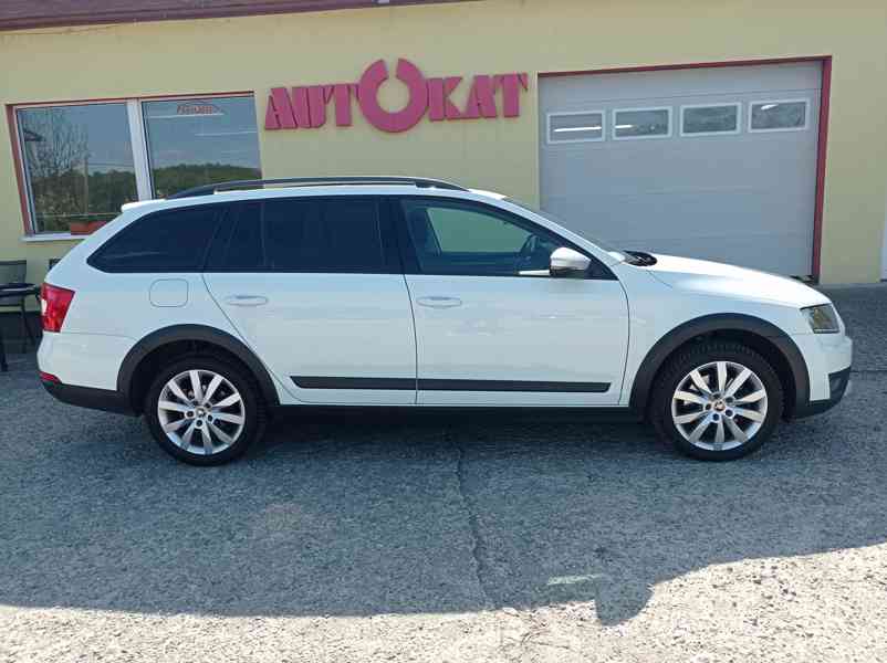 Škoda Octavia Scout 2.0 TDI 135kW/4x4/Tažné - foto 2