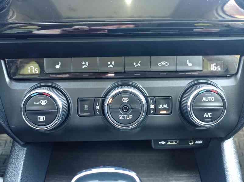 Škoda Octavia Scout 2.0 TDI 135kW/4x4/Tažné - foto 38