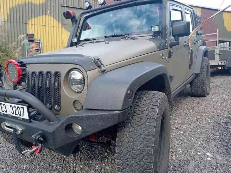 Jeep Wrangler 2,8   WRANGLER RUBICON - foto 11