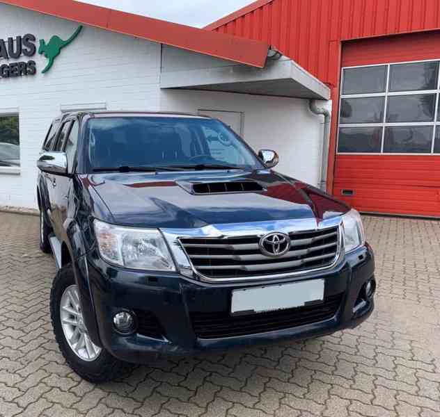 Toyota Hilux 3,0d Double Cab Executive Aut. 126kw - foto 4