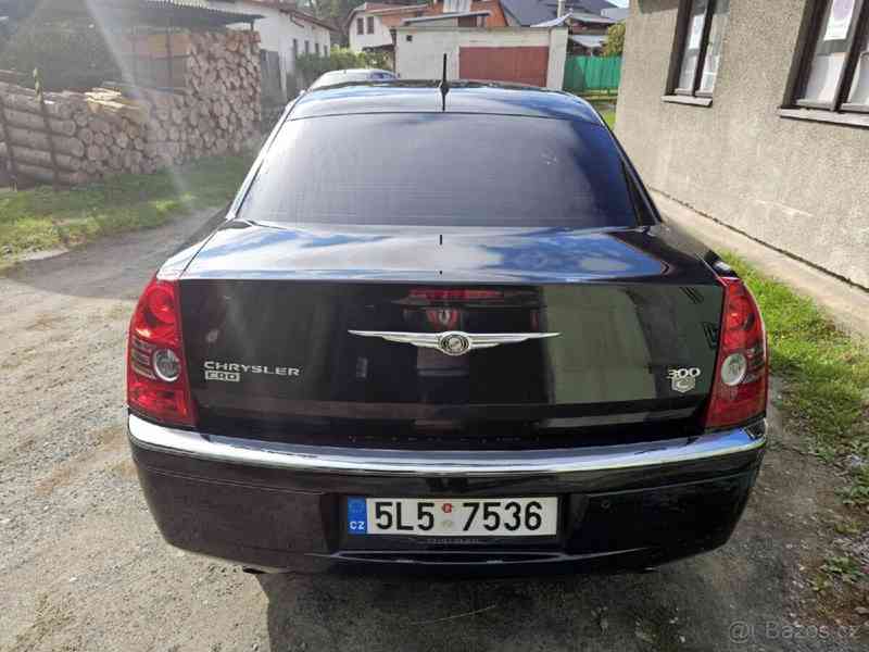 Chrysler 300C 3,0 L CRD V6  Chrysler 300C V6 160kw - foto 15