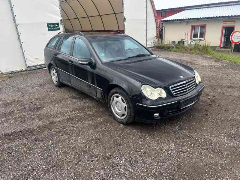 Mercedes-Benz C200 2,2CDI 90KW prodám díly z vozu - foto 2