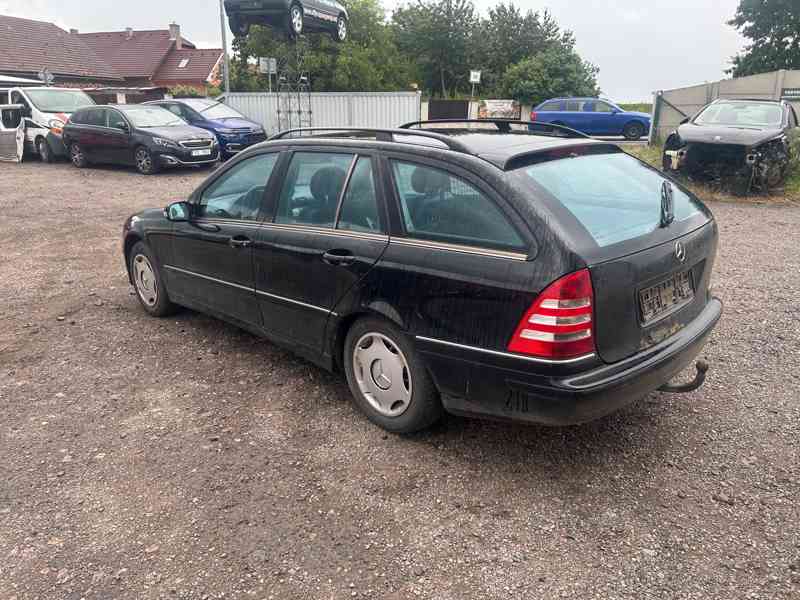 Mercedes-Benz C200 2,2CDI 90KW prodám díly z vozu - foto 4