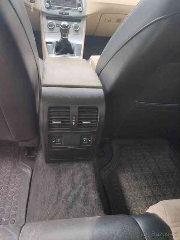 Volkswagen CC 2,0   TDI 103kW 4x4, šedá perleť - foto 11
