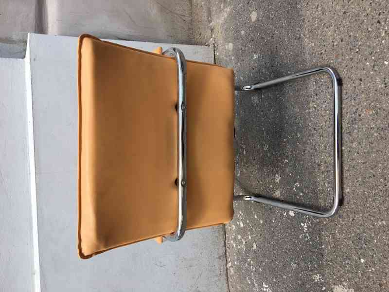 4 Kožené židle s opěradly - foto 5