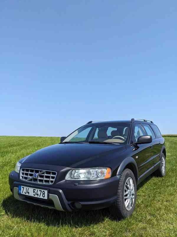 Volvo XC70 2,5 - foto 4