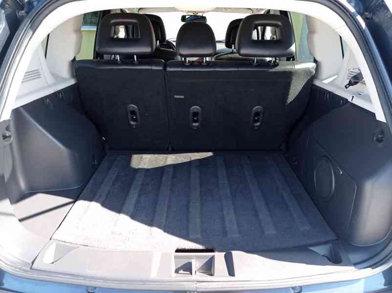 Jeep Compass 2.2 CRD/4x4/Výhřev/Navi/1Maj - foto 16