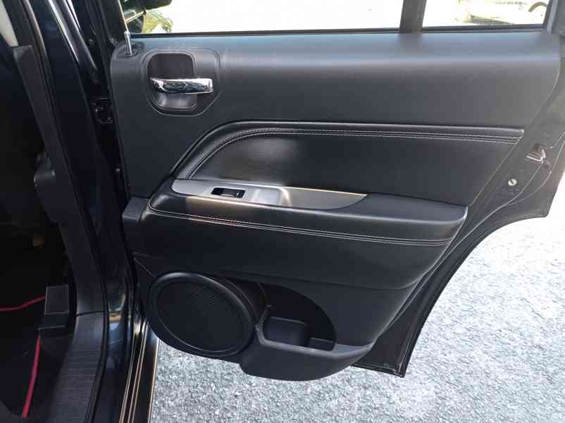 Jeep Compass 2.2 CRD/4x4/Výhřev/Navi/1Maj - foto 20