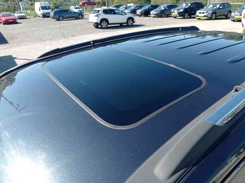 Jeep Compass 2.2 CRD/4x4/Výhřev/Navi/1Maj - foto 35