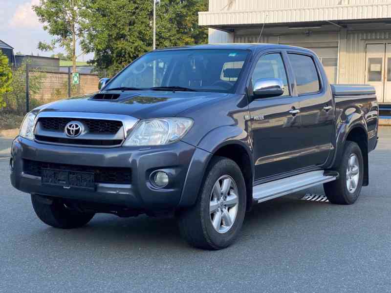 Toyota Hilux 3.0 Double Cab D-4D 126kw - foto 7