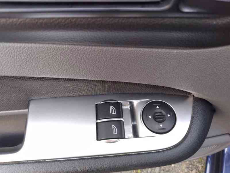 FORD FOCUS COMBI 1.6 16V AC,ČR,1.VLASTNÍK - foto 21
