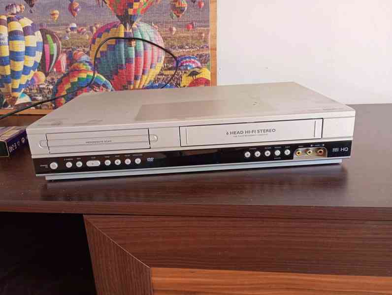 VHS a DVD přehrávač  - foto 2