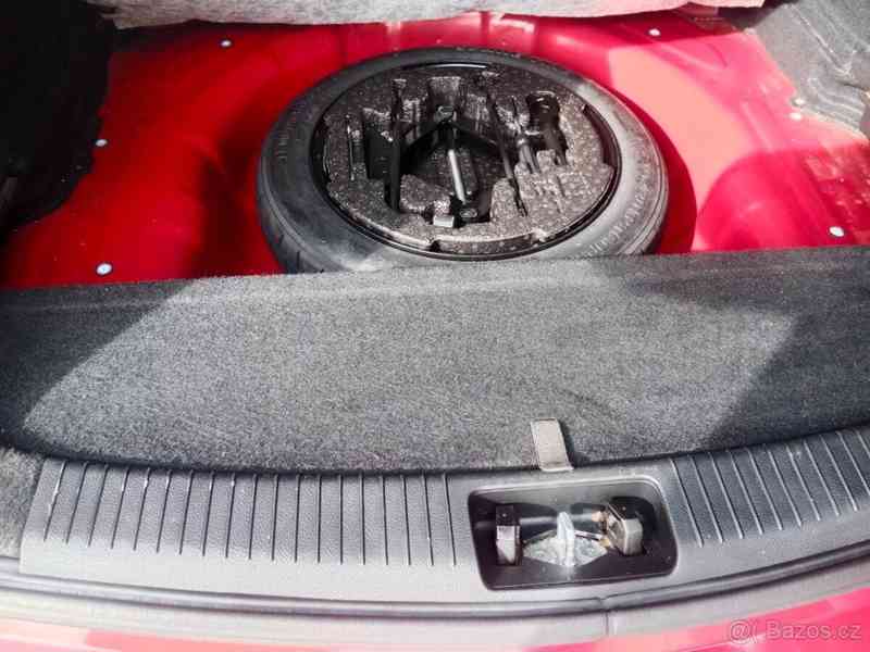 Hyundai i30 1,6   Prodej auta - foto 3