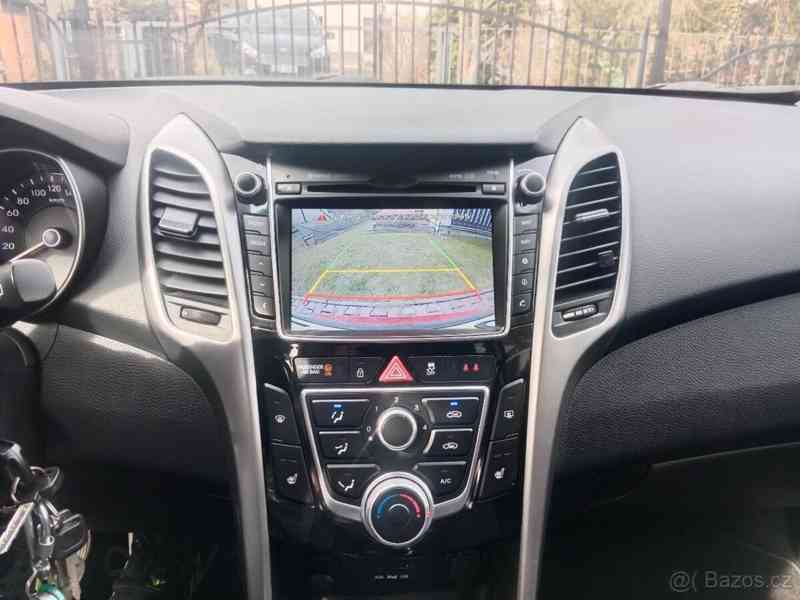 Hyundai i30 1,6   Prodej auta - foto 7