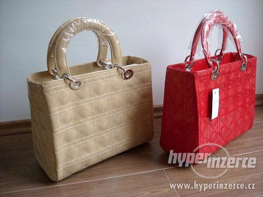 Kabelka v podobném stylu Lady Dior - foto 1