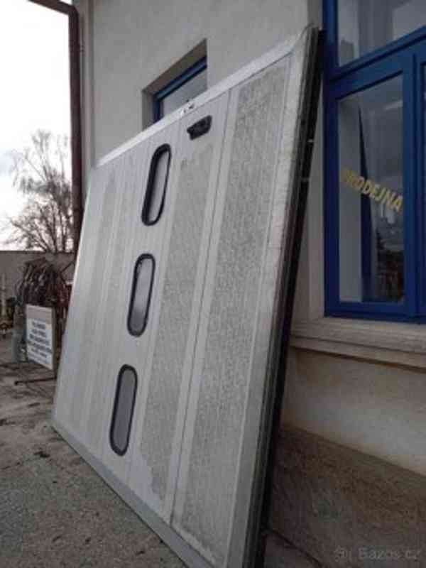 pojezdová vrata - foto 2