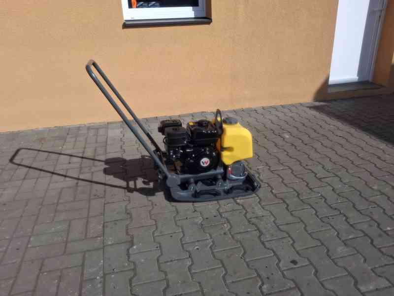 Vibrační deska Wacker Neuson BPS1550Gw 15 kN - foto 7