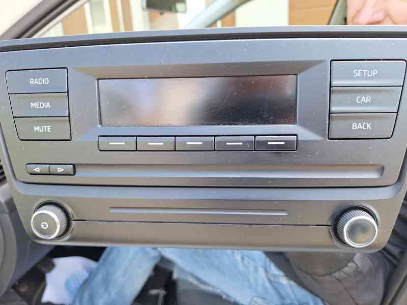 Autorádio - foto 1