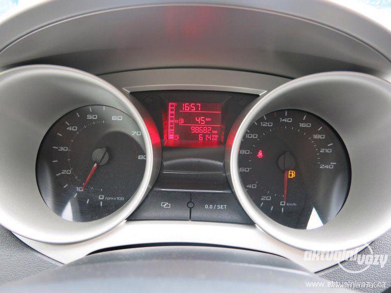 Seat Ibiza 1.4, benzín, r.v. 2010 - foto 13