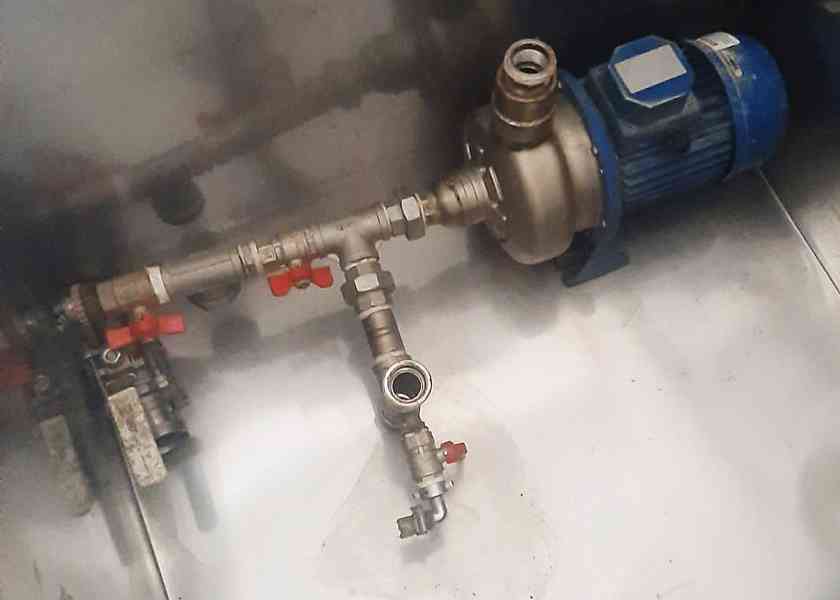 Prodej zařízení pivovaru 300 L - foto 8