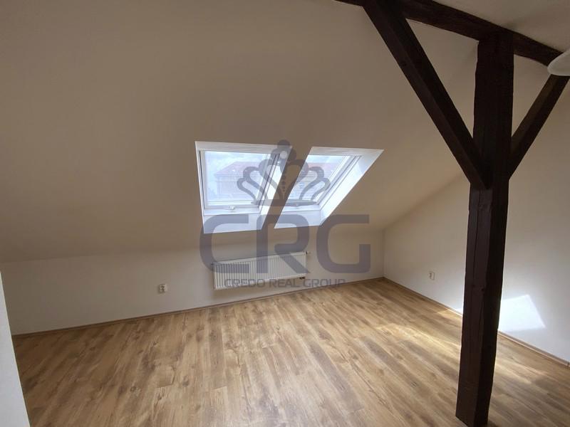 PRONÁJEM  STŘEŠNÍHO BYTU 1+ KK, ČERNOVICE –BRNO - foto 4