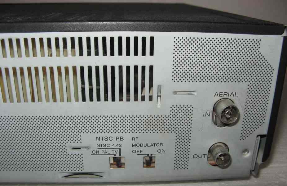 Videorekordér Sony SLV-E325 - foto 5