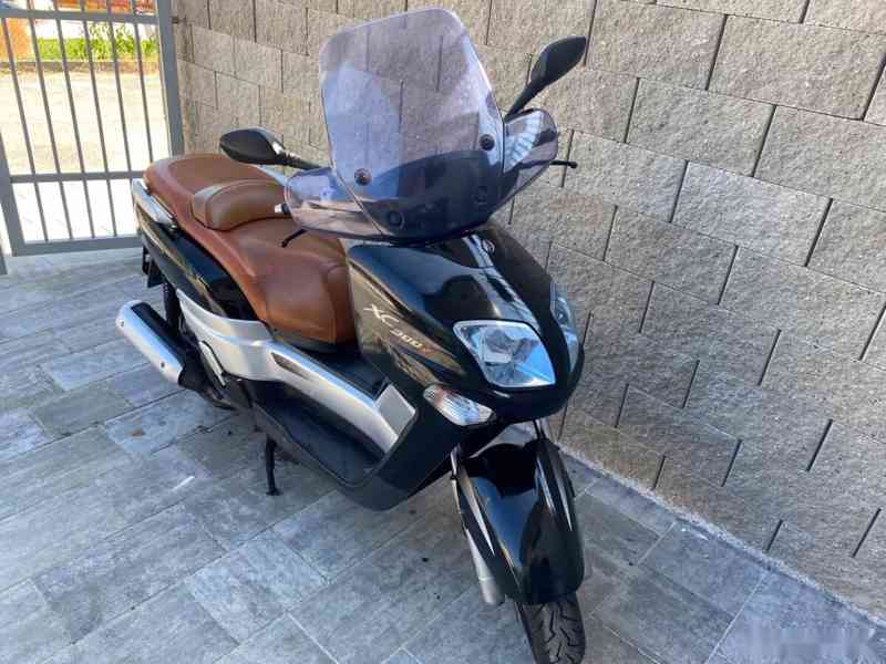 Yamaha Versity 300 - foto 9