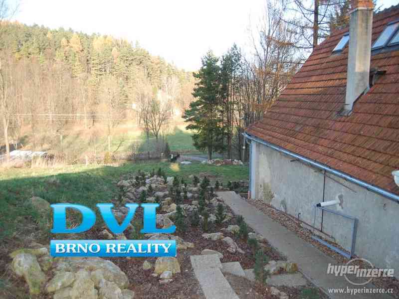 Rodinný dům-chalupa po nákladné rekonstrukci Radiměř u Svita - foto 11