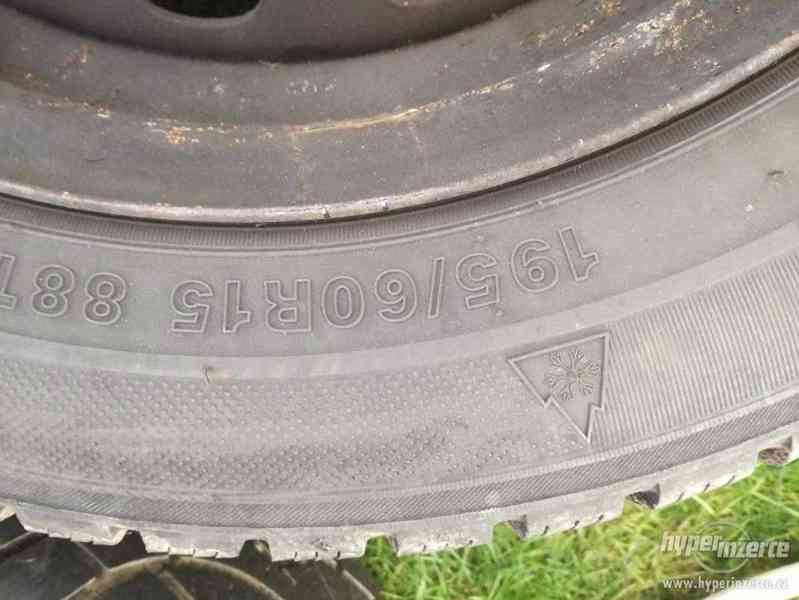 Plechové disky+starší pneu poklice 6Jx15 4x98 - foto 2