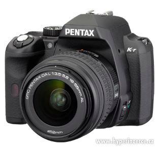 Pentax K-r nový, 2 objektivy a další výbava - foto 1