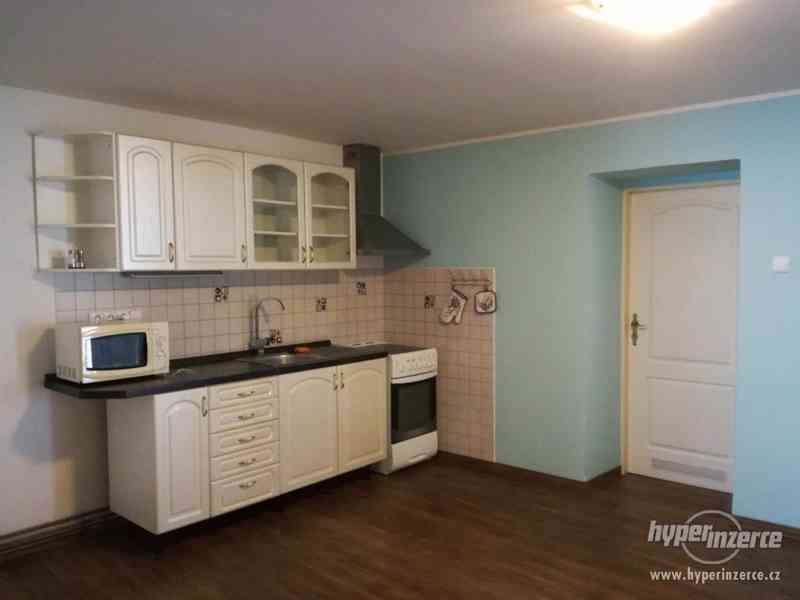 Prodej rodinného domu 70 m?, pozemek 322 m? v obci Pouzdřany - foto 13