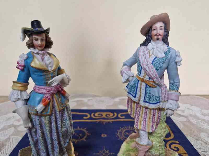 Vzácné párové sošky Kavalír a Dáma Praha Biedermeier - foto 4
