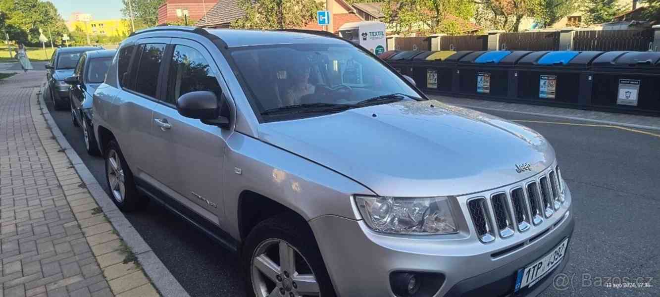 Jeep Compass 2,2   CRD limited 4x4 - foto 12