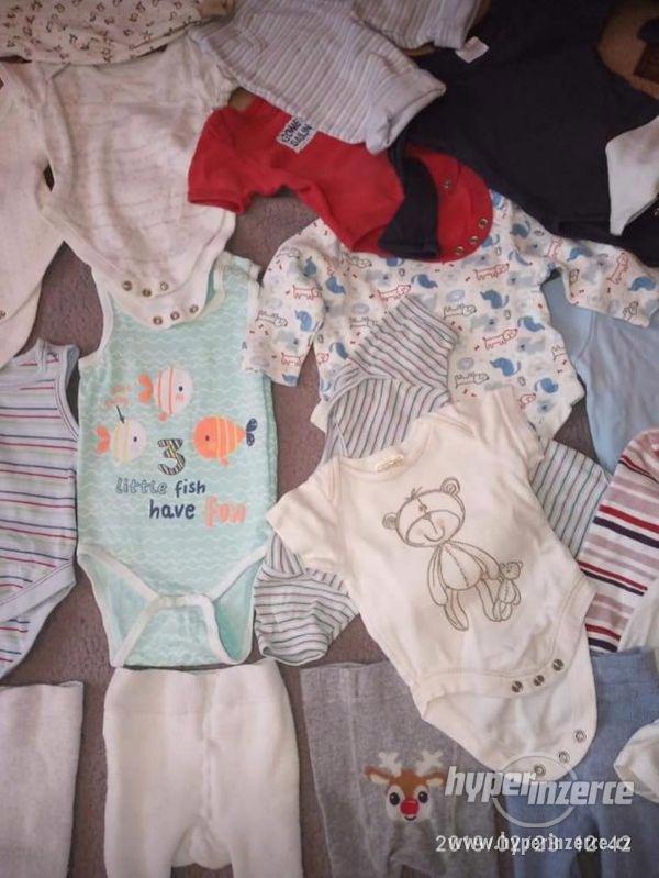 Hromádka oblečení na miminko 1 - 4 měsíce - foto 3