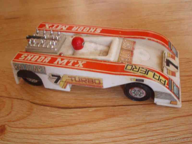 Gumový Rumcajs,mlýnek,KDN želvy,plechová káča,pejsek,formule - foto 8