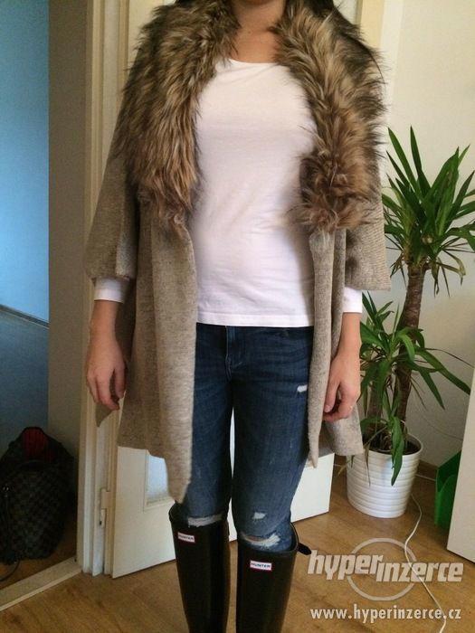 Pončo Cardigan s kožešinou - foto 1