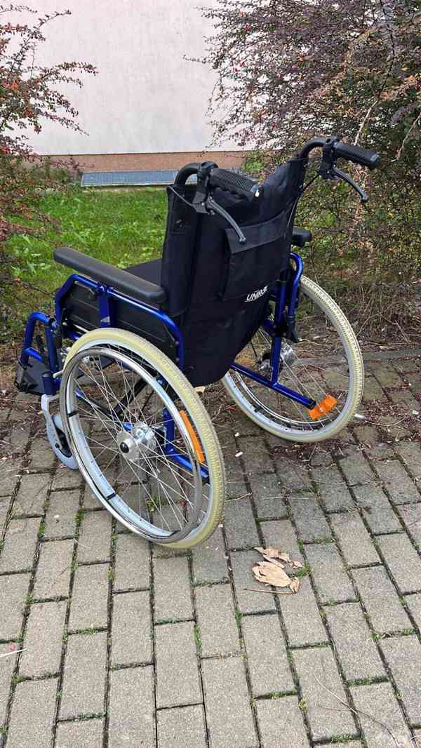 skládací invalidní vozík - foto 1