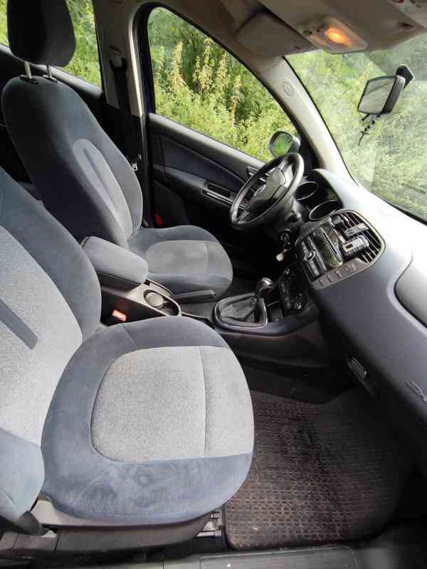 FIAT Bravo 1.9 JTD / 88kW - foto 14