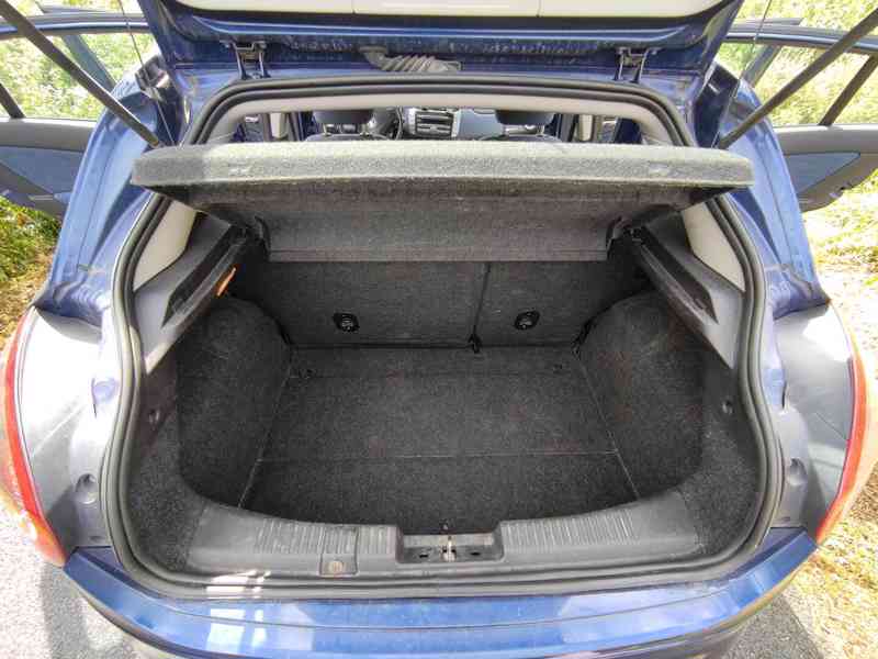 FIAT Bravo 1.9 JTD / 88kW - foto 8