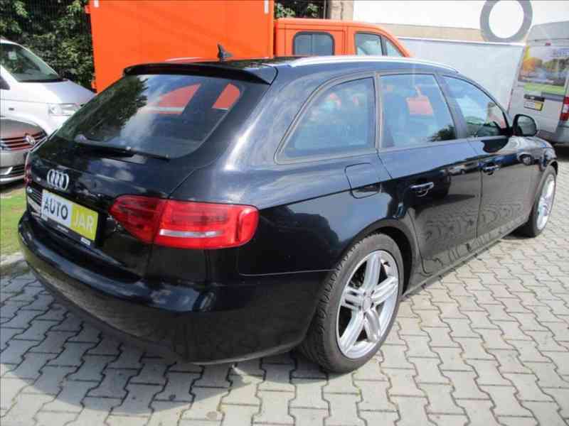 Audi A4 2,0 TDI 105kW XENONY,NAVI - foto 4